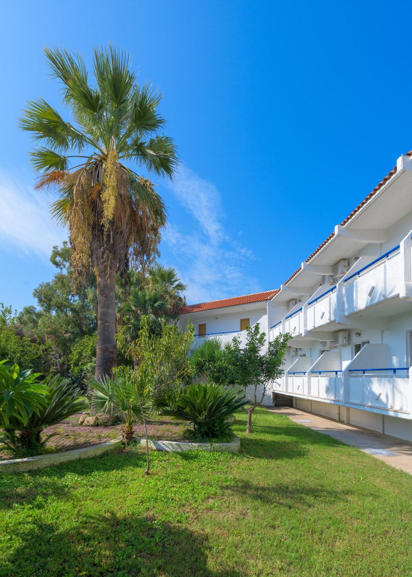 Nirvana Beach Hotel Theológos エクステリア 写真