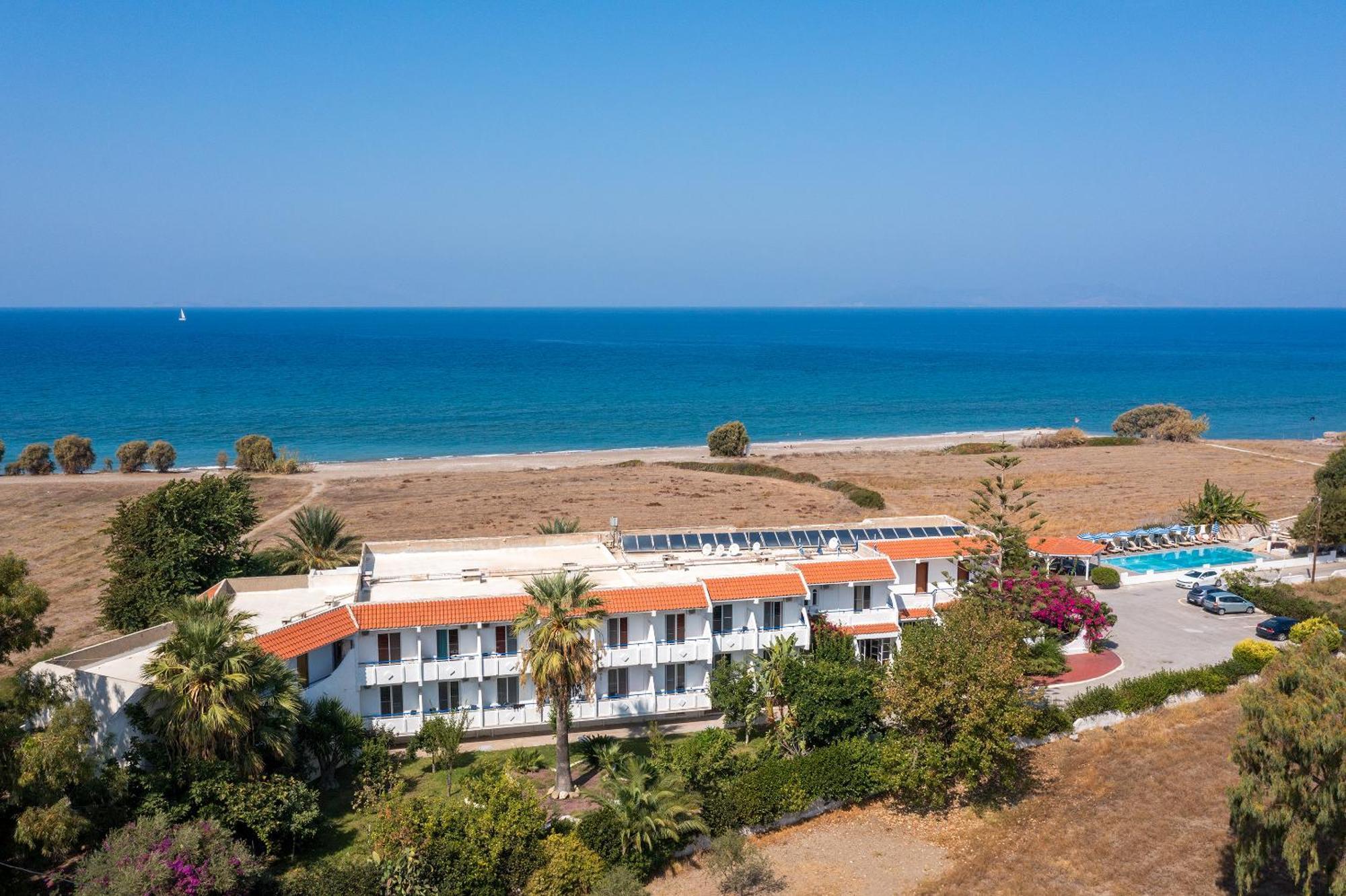 Nirvana Beach Hotel Theológos エクステリア 写真